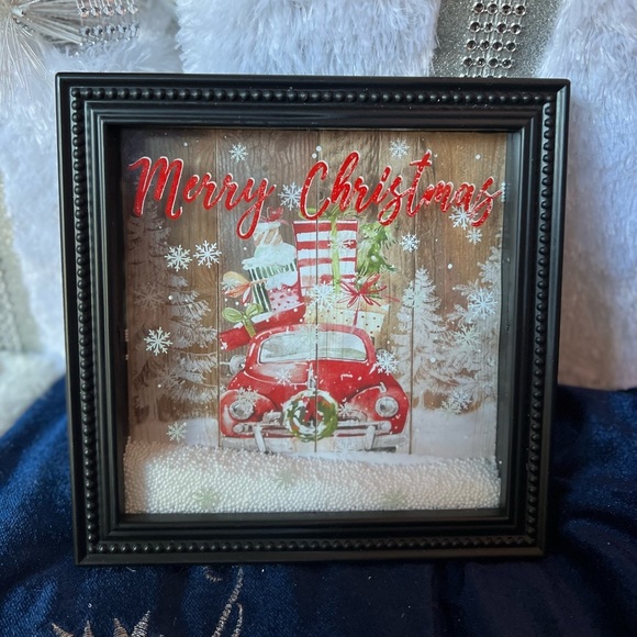 Red Truck Christmas Moving
Snow Picture - Picture 3 of 7